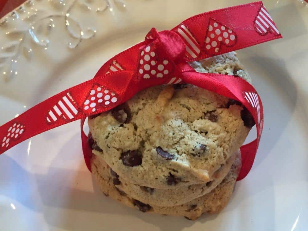 delicious and healthy chocolate chip cookies