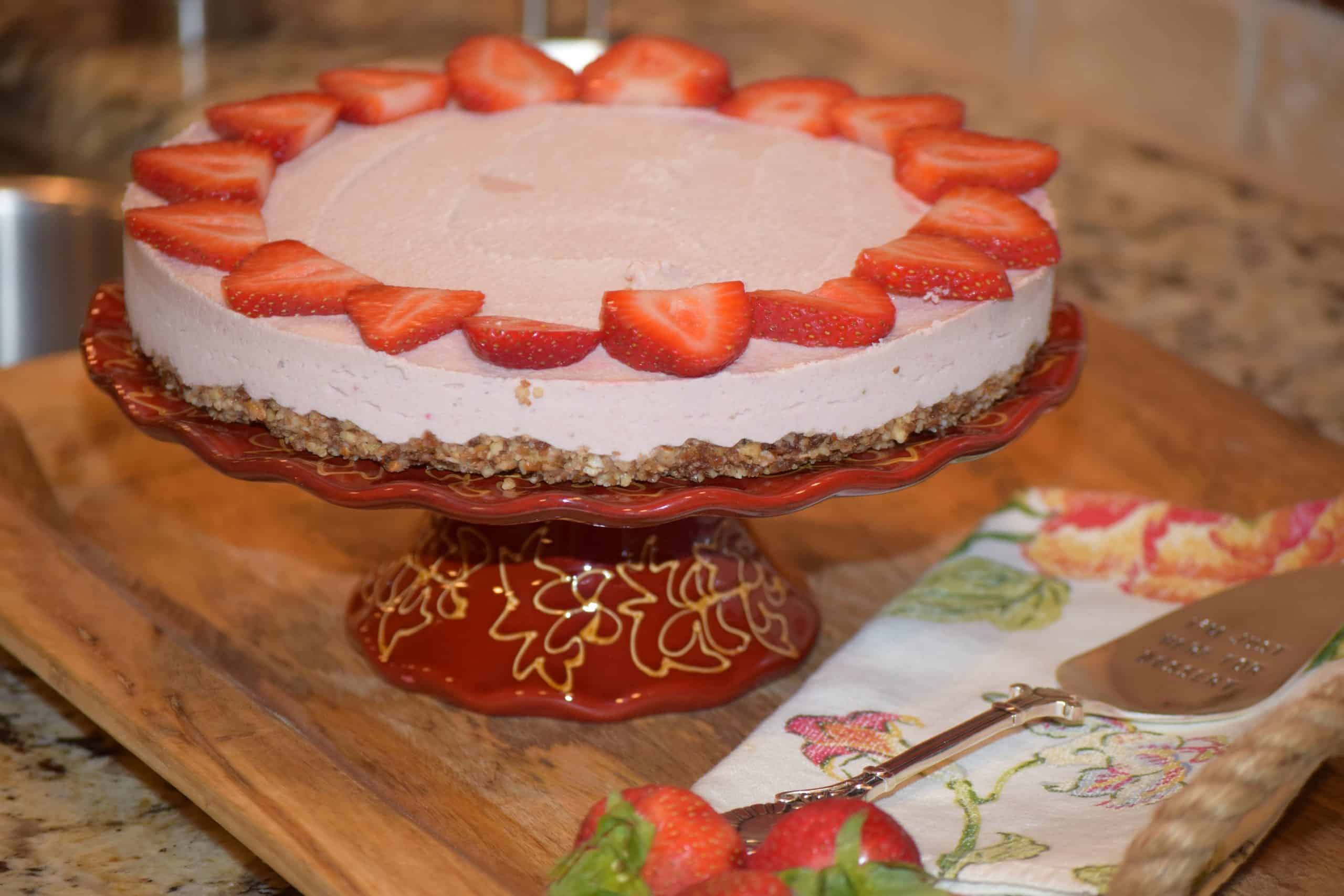 Paleo Dairy-Free Strawberry Cashew Cake