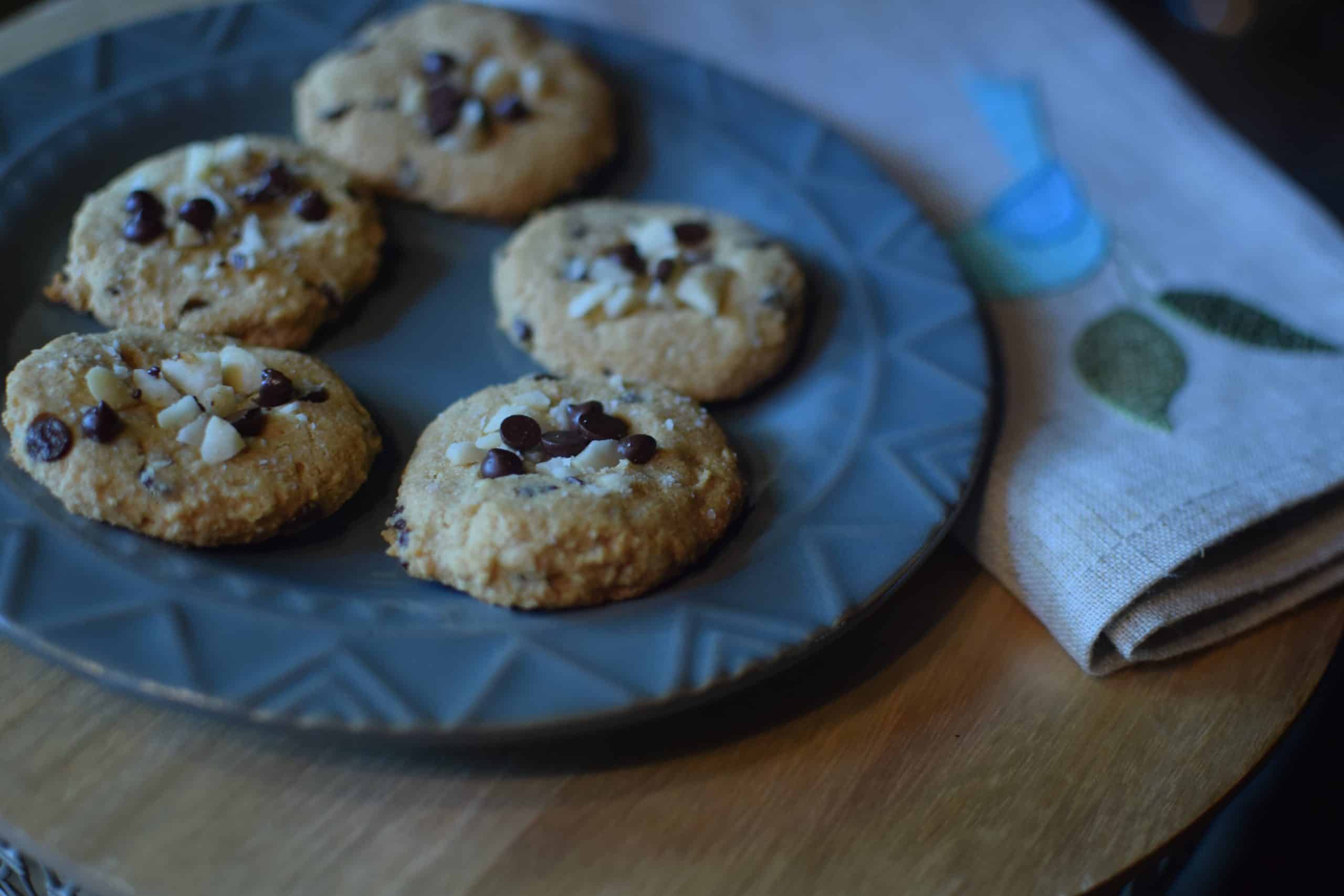 Chocolate-Macadamia Nut Cookies